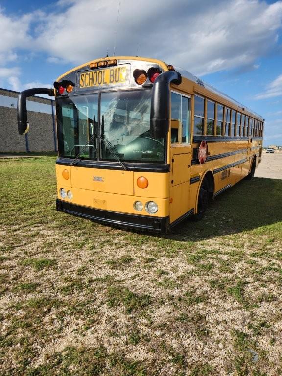 2006 Thomas 72 Pass. Bus, Miles 76,090, Bus# 128 VIN 677203