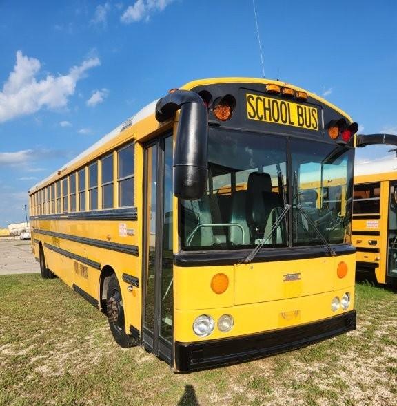 2006 Thomas 72 Pass. Bus, Miles 76,090, Bus# 128 VIN 677203