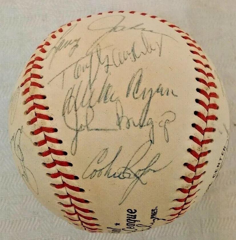 Vintage 1968 Phillies Team Giles ROMLB Baseball 21 Wise Jackson Rojas Sign-ed Auto MLB Ball