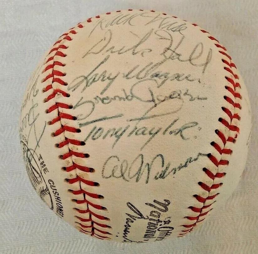 Vintage 1968 Phillies Team Giles ROMLB Baseball 21 Wise Jackson Rojas Sign-ed Auto MLB Ball