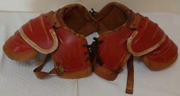 Vintage 1946 Game Used? NFL Football Shoulder Pads Jim Jones Detroit Lions GU Red 40F Rare