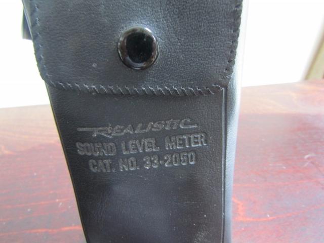 Radio Shack Realistic Sound Level Meter 33-2050 Analog W/ Case