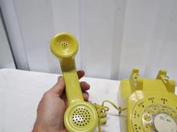 Vtg Yellow Western Electric Rotary Telephone