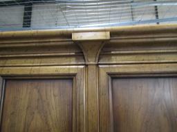 Very Nice Henredon Wardrobe Armoire Chest Of Drawers  LOCAL PICK UP ONLY