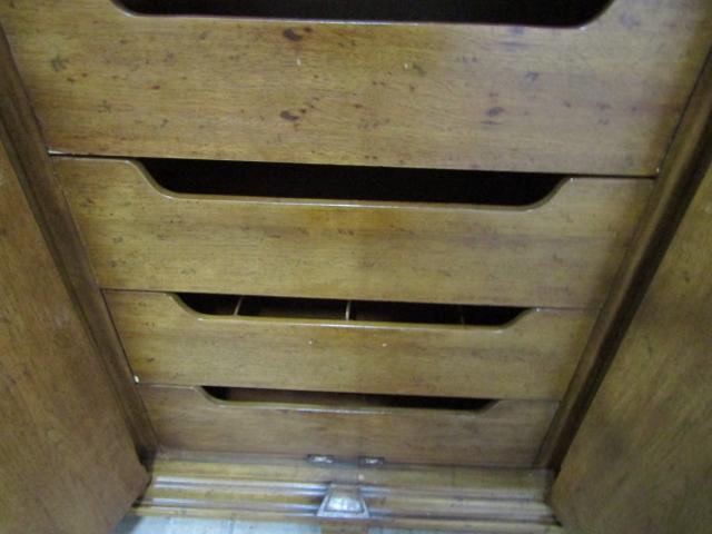 Very Nice Henredon Wardrobe Armoire Chest Of Drawers  LOCAL PICK UP ONLY