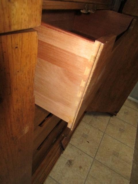 Very Nice Henredon Wardrobe Armoire Chest Of Drawers  LOCAL PICK UP ONLY