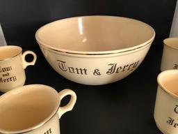 Vtg Homer Laughlin Tom And Jerry Set Punch Bowl 8 Cups