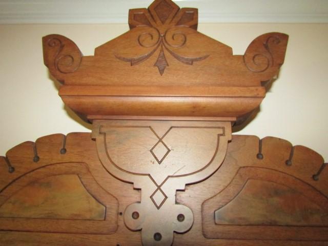Antique Eastlake Solid Oak W/ Burl Oak Inlay 3 Drawer Dresser (LOCAL PICK UP ONLY)