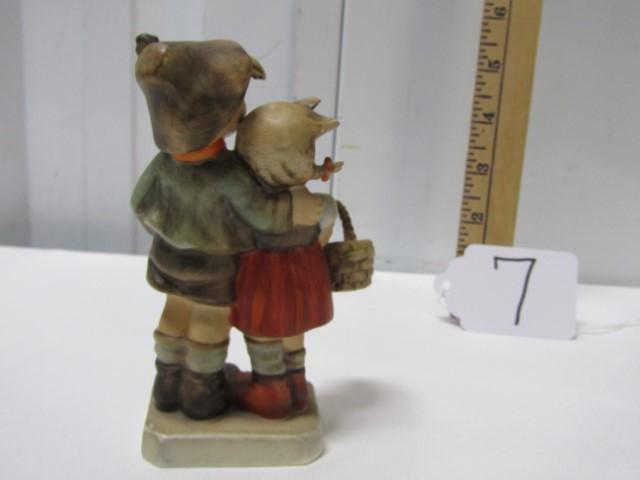 Vtg Hummel " Surprise 5 1/2 " Porcelain Figurine