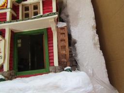 Never Displayed Simson Giftware North Pole Toy Mill Lighted Building