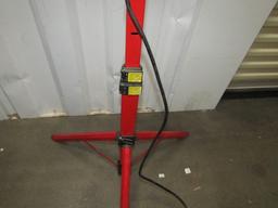 Craftsman 1000 Watt Double Work Light On Steel Stand  (LOCAL PICK UP ONLY)