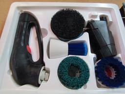 N I B Craftsman Scumbuster Cordless Scrubber Kit