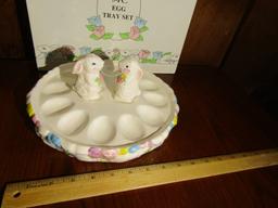 N I B 3 Piece Ceramic Easter Themed Egg Tray Set