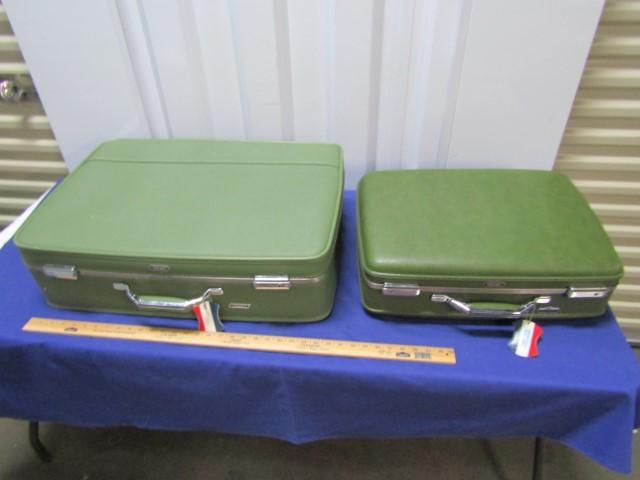 Gently Used Large And Medium Sized Hard Shell Luggage By American Tourister  (LOCAL PICK UP ONLY)