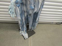 Ghost W/ Tattered Clothing And Stand (LOCAL PICK UP ONLY)