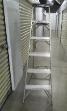 Husky 6 Foot Aluminum Step Ladder