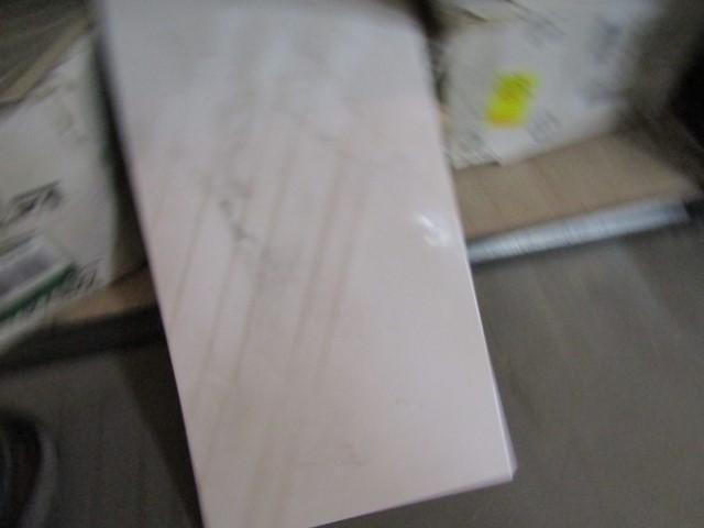 2 Boxes Of Florida Tile Home Collection Michelangelo White 9 In. X 18 In. ( No Shipping)
