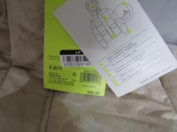 10 New Child's Short Puffer Jacket W/ Hood Size S 6/7