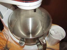 Kitchenaid Professional 600 Series 6 Quart Bowl-lift Stand Mixer (LOCAL PICK UP ONLY)