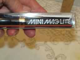 2 Mini Maglite Flashlights, 1 Is N I B
