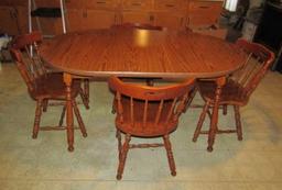 Vtg Laminated Wood Kitchen Table & 4 Chairs ( Local Pick Up Only )