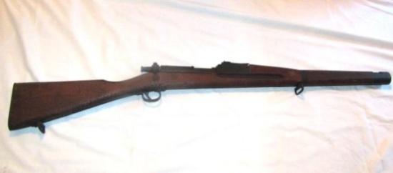 ANTIQUE collectibles: Training Rifle & Ride Rider