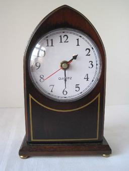 Mahogany Quartz Steple Case Accent Clock Battery Powered & Gilt Trim on Bun Feet