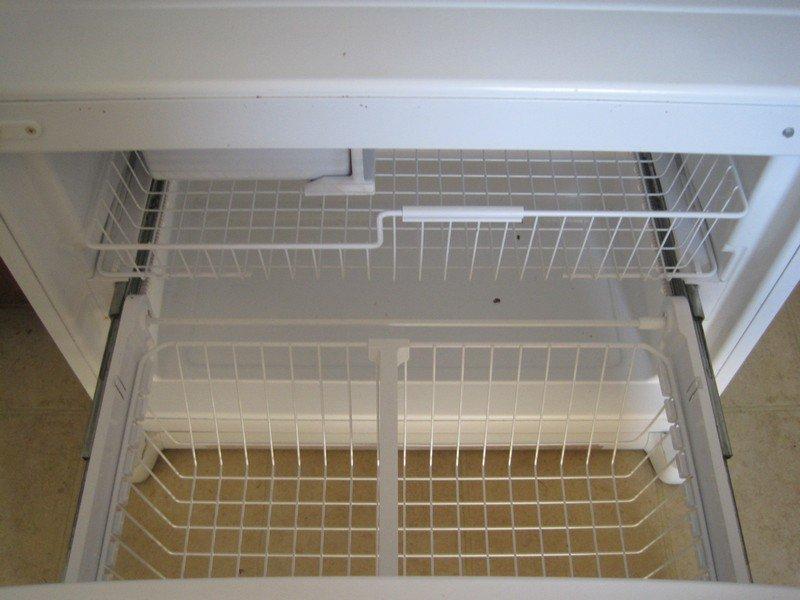 Maytag White Refrigerator w/ Bottom Freezer -25 Cu. Ft. Total Capacity