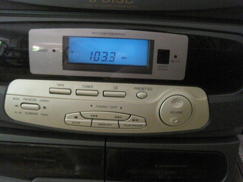 Lot - Emerson 3 CD Drawer Load Shelf Stereo System w/ Remote Control Dual Cassette