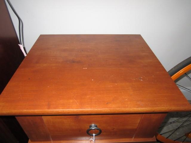 Wooden/Metal Side Table w/ 1 Drawer, 2-Tier Ornate Finial Design by Sauder