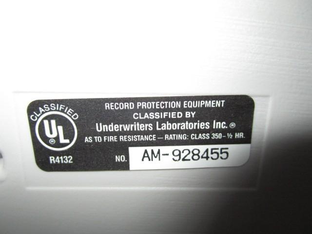 Grey Sentry 1170 Safe No.AM-928455 w/ Key
