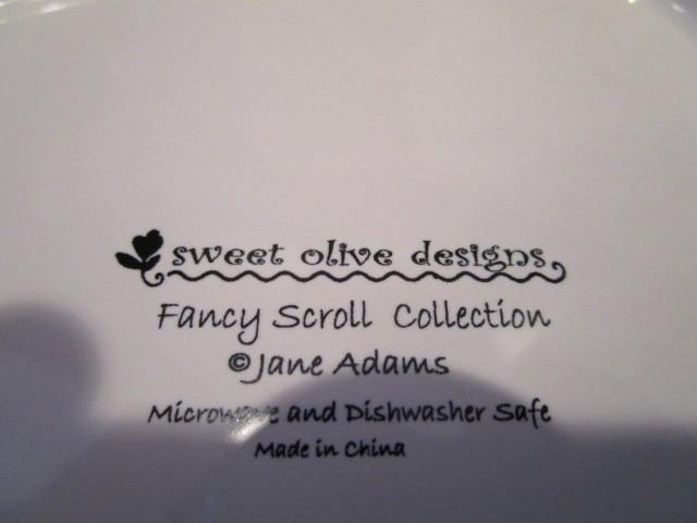 Pair - Sweet Olive Designs Fancy Scroll Collection Ceramic Décor Plates