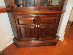 Dark Wood Corner Display Cabinet w/ 2-Over-2 Hutch Doors, 2 w/ Square Glass Cut Pattern