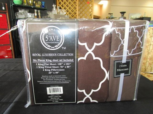 Royal Luxurious Collection Six Piece King Sheet Set