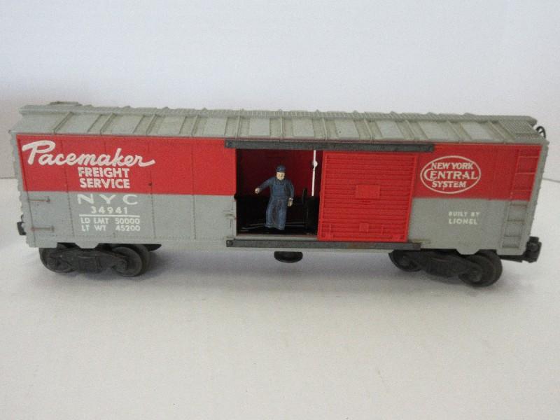 Vintage Lionel #3494 Operating Pacemaker Freight Service New York Central System Box Car