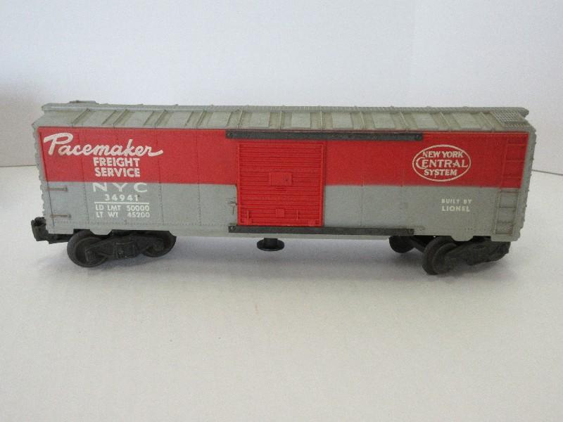 Vintage Lionel #3494 Operating Pacemaker Freight Service New York Central System Box Car
