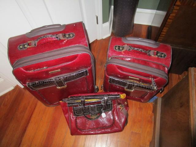 Samantha Brown Red 3-Piece First Class Luggage Set on Casters