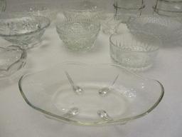 Lot - Pressed Glass Medallion Cameo Pattern Bowls, Prescut Pattern Bowls