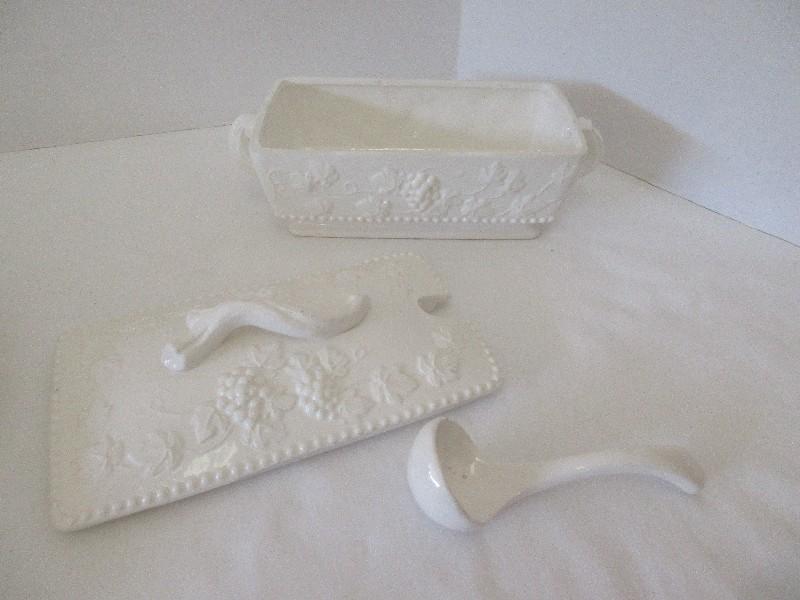 Lot - Ceramic Signature Collection Fruit Relief Pattern Platter w/ Wire Hanger