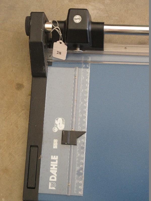 Dahle 558 Professional Rolling Trimmer