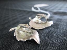Pair - Leaf Design Snap-Back Earrings