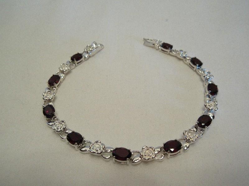 925 Sterling Amethyst Color/Rosette Design Bracelet