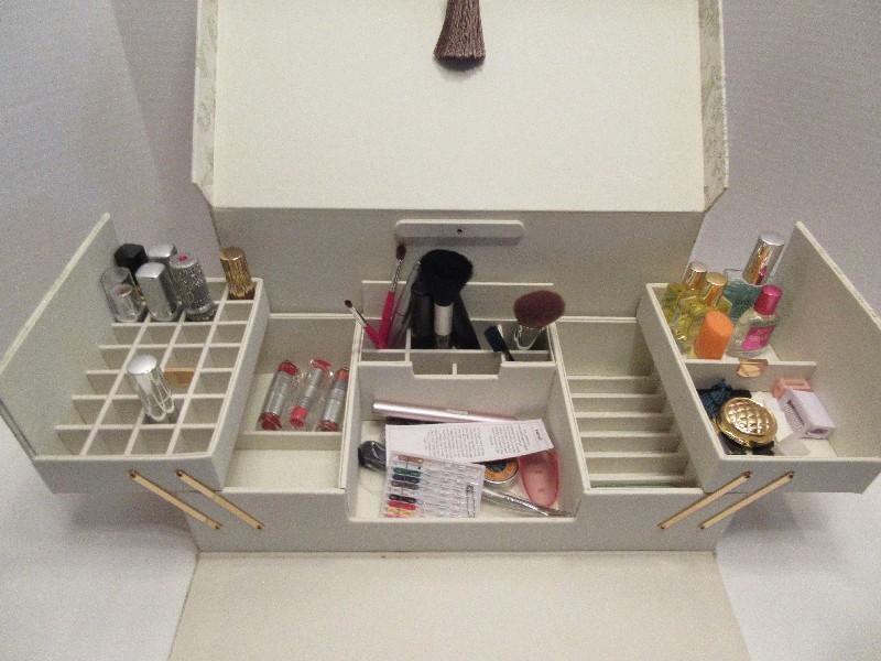 Cosmetic Make Up Box w/ Tassel & Make Up Brushes, Lip Sticks, Forever Free Facial Groomer