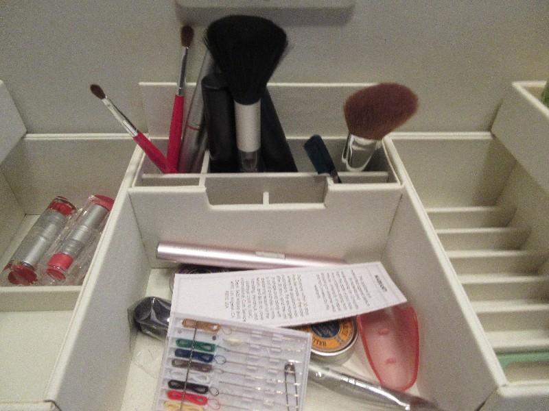 Cosmetic Make Up Box w/ Tassel & Make Up Brushes, Lip Sticks, Forever Free Facial Groomer