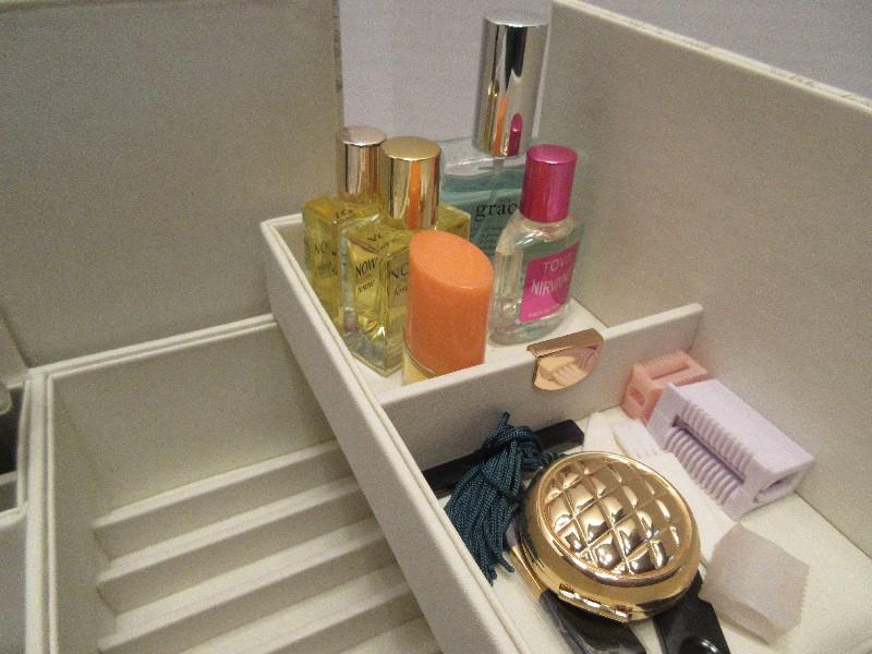 Cosmetic Make Up Box w/ Tassel & Make Up Brushes, Lip Sticks, Forever Free Facial Groomer