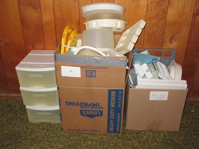 Super Plasticware Lot - Tupperware Cake/Pie Divided, Ice Trays Eckerds, Trays, Etc.