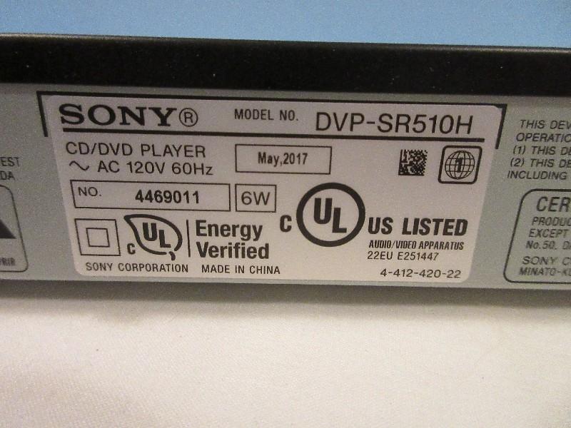 Song CD/DVD Player Model No.DVP-SR510 H w/ Remote