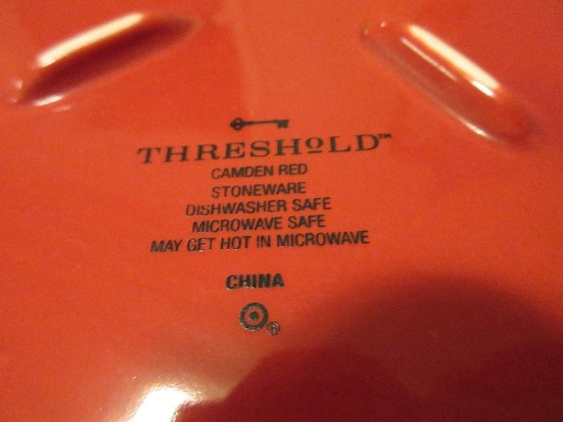 17 Pieces - Threshold Camden Red/Cream Solid Stoneware Embossed Block Band Design Dishes