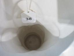 Hull 162 Tulip Vase Dramatic Form Art Deco Style