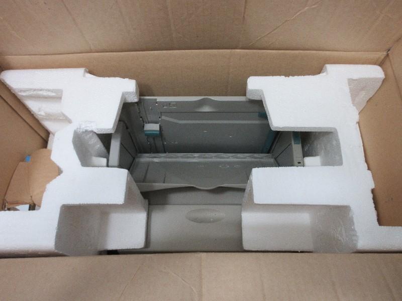 Hewlett Packard HP Deskjet 722C Color Inkjet Printer For Windows in Box